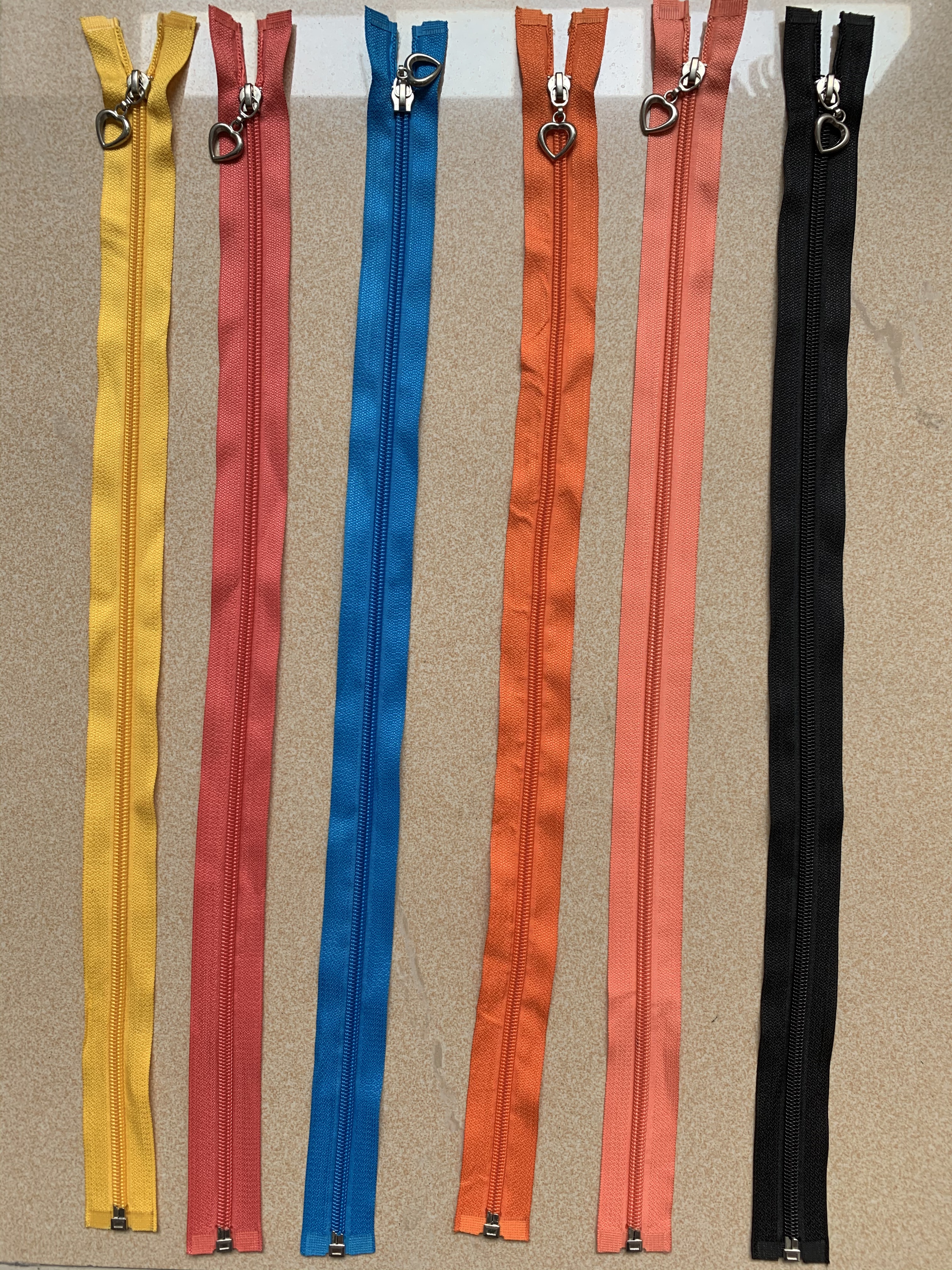 No. 5 nylon open heart decorative head details Picture