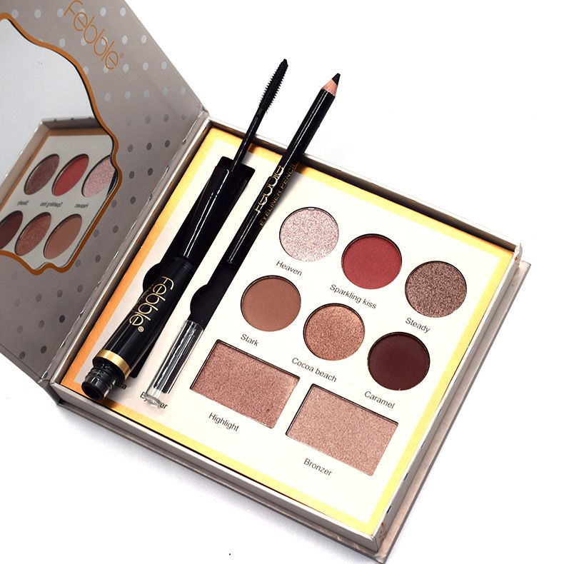 【FEBBLE】CS381 Gift Box: Pearlescent Matte Eyeshadow, Highlighter Powder, Mascara, Eyeliner, and Makeup Palette Application Scenario