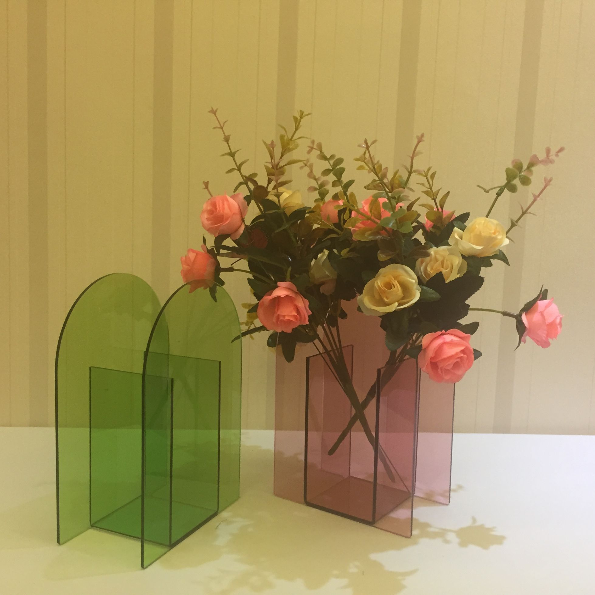 Square Round Transparent Acrylic Flower Box Acrylic Box Yongsheng Flower Box Manufacturers Custom Acrylic Vase full figure