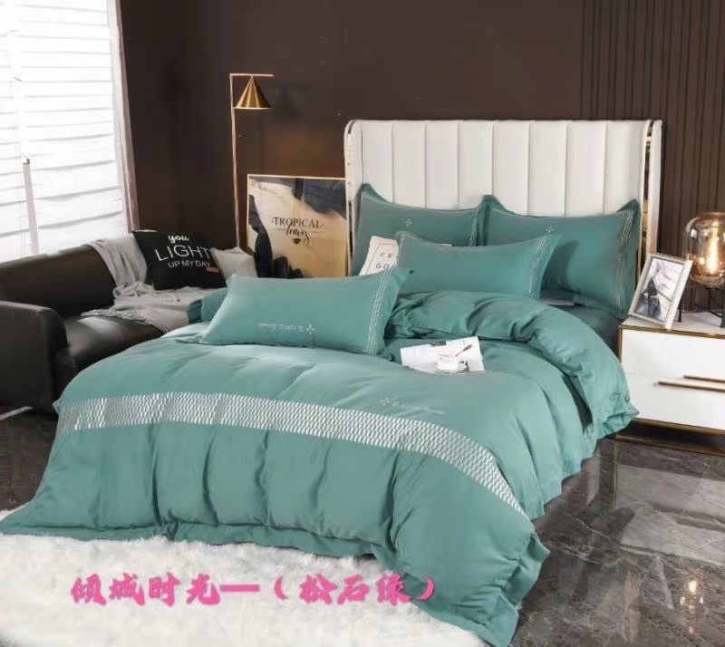 A 100-piece imperial cotton four-piece set undefined