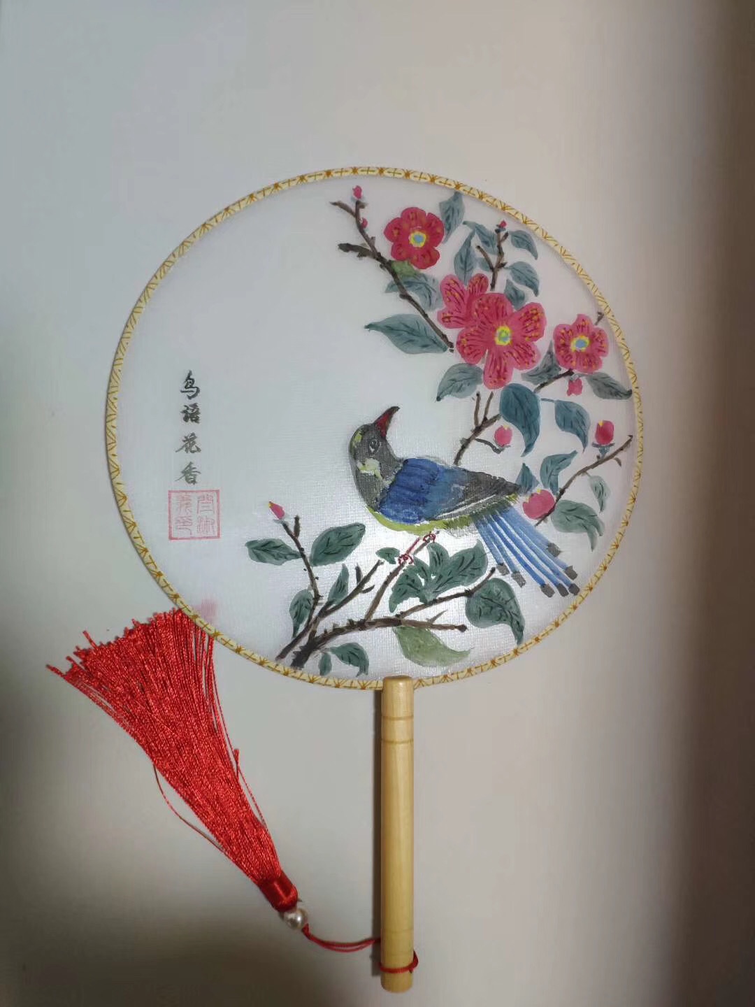 手绘空白团扇仿真丝女扇圆形秀禾新娘婚扇真丝宫扇绘画涂鸦细节图