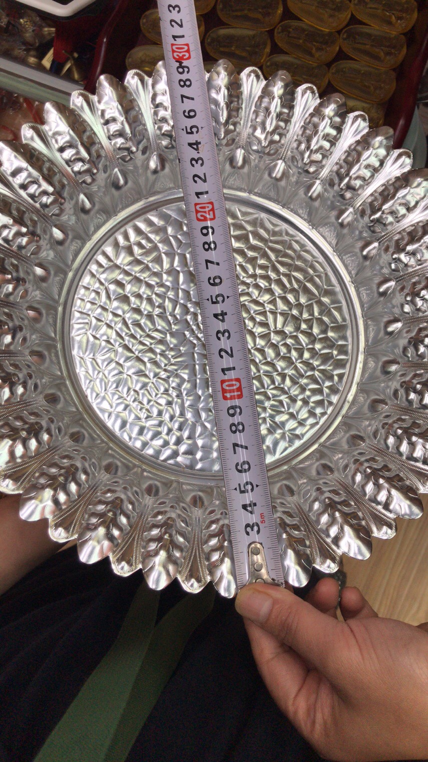 12寸镀银铝质果盘产品图