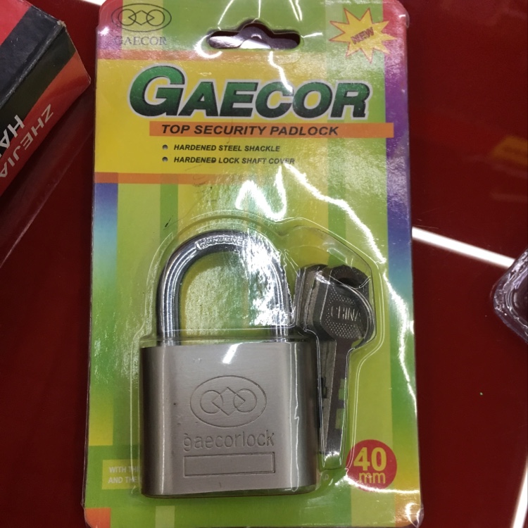 Gran cerradura con esquinas redondeadas