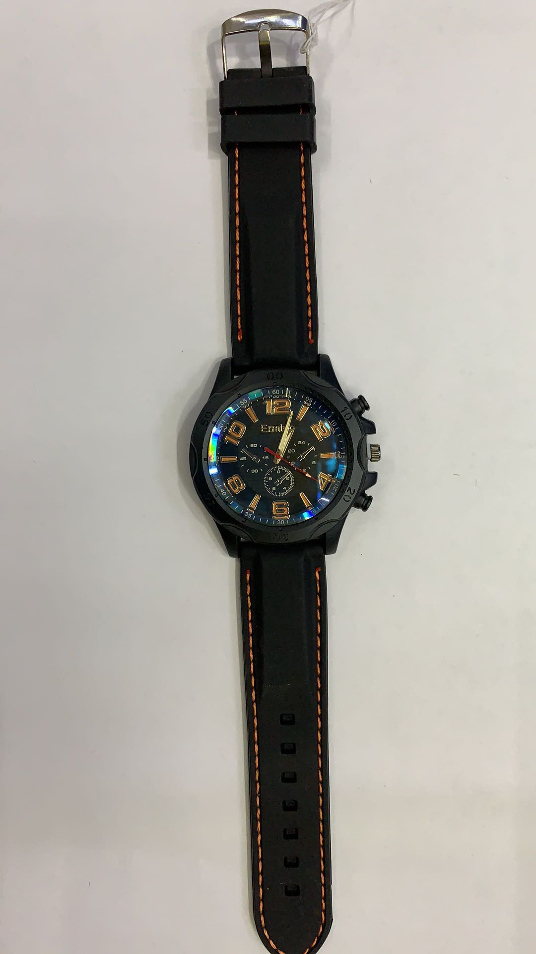 Simple and elegant watch 1 thumbnail