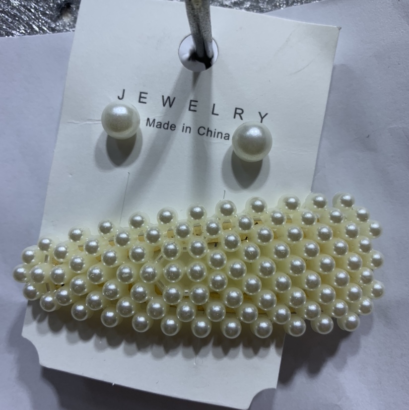 Hairpin and ten ear studs