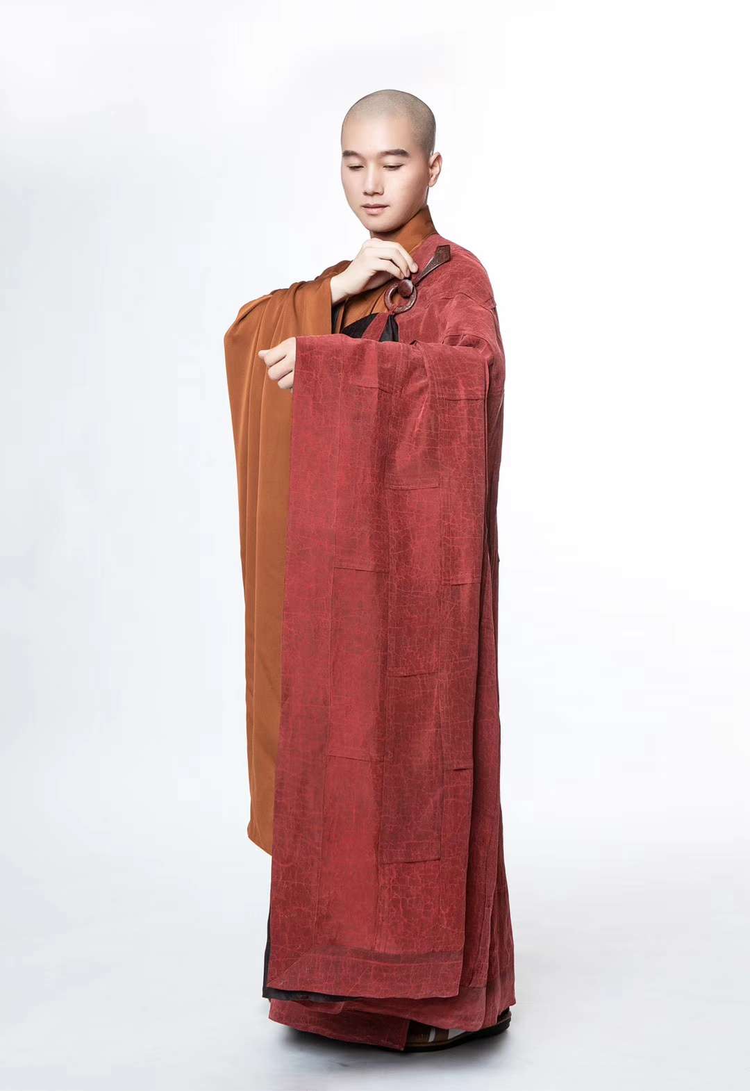 True silk ancestral dress, purely handmade details Picture