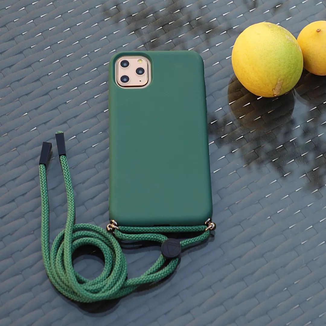 Liquid silicone phone case with a rope Item Picture