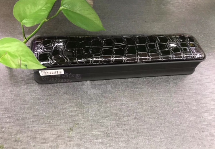 圆角pu皮鳄鱼纹戒指耳钉吊坠耳环手镯手链项链手表珠宝首饰盒礼品盒包装饰品盒！