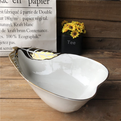 Wholesale ceramic creative pear-shaped bowls, European-style gilded large bowls, home, restaurant, hotel, food, cold dish bowls, daily tableware
