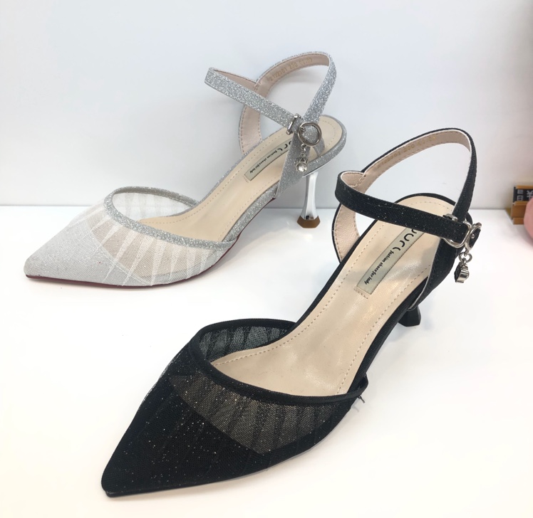 巨日2020年新款百搭亮片网纱尖头高跟鞋仙女后空一字带单鞋女夏细跟 2122301