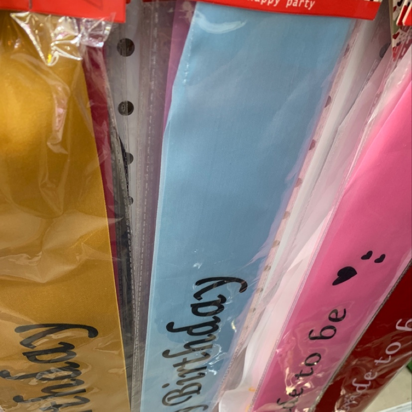 Wholesale of party supplies such as chest ribbons and colorful stripes 1