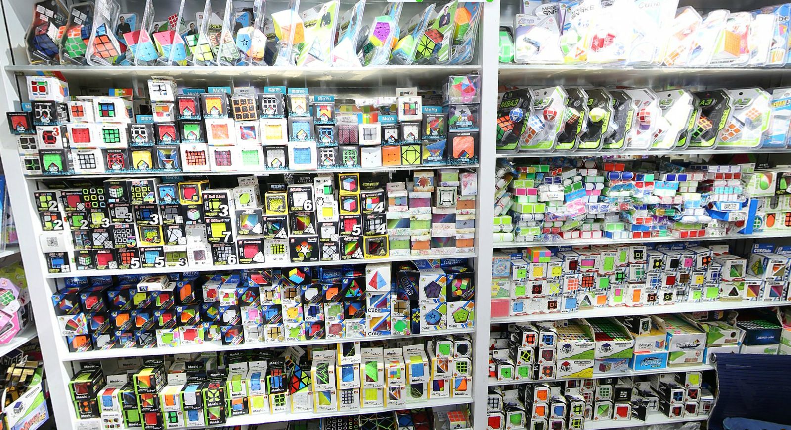 Zhi Shuang Toys Co., LTD describe pic - 1