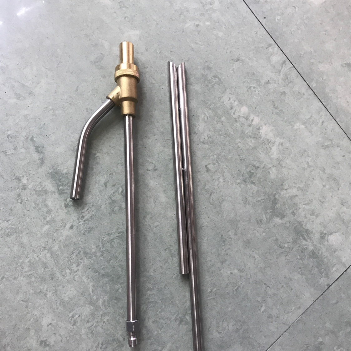 Sandblasting gun