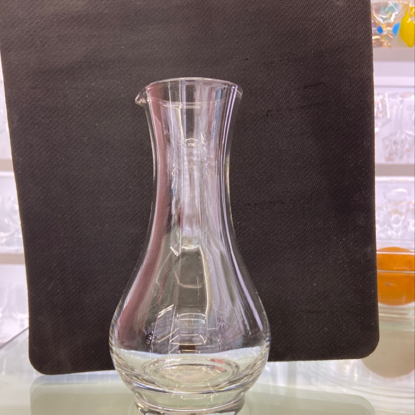 长颈透明玻璃瓶玻璃器皿大气美观简约现代风格