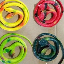 The soft glue snake is 70 cm long