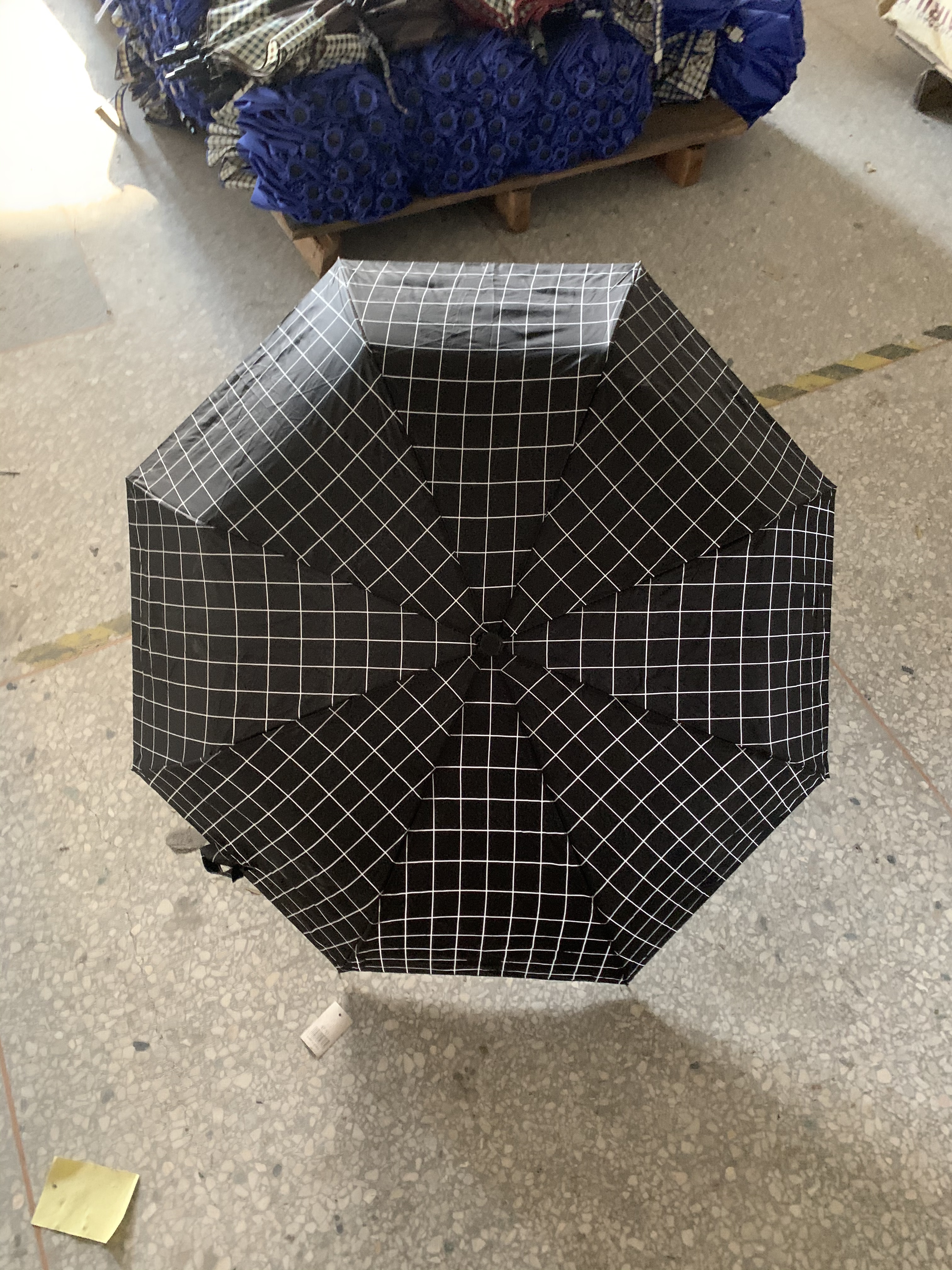三折全自动碰击小方块伞（黑色）细节图