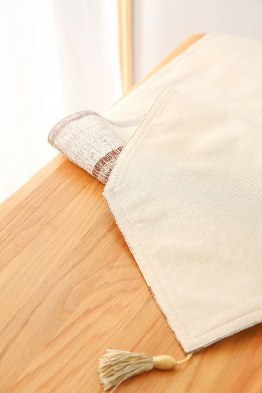 Factory direct sales of simple Nordic-style table, bed, coffee table, TV cabinet cover cloth, dining table cloth and shoe cabinet cover cloth detail image 3