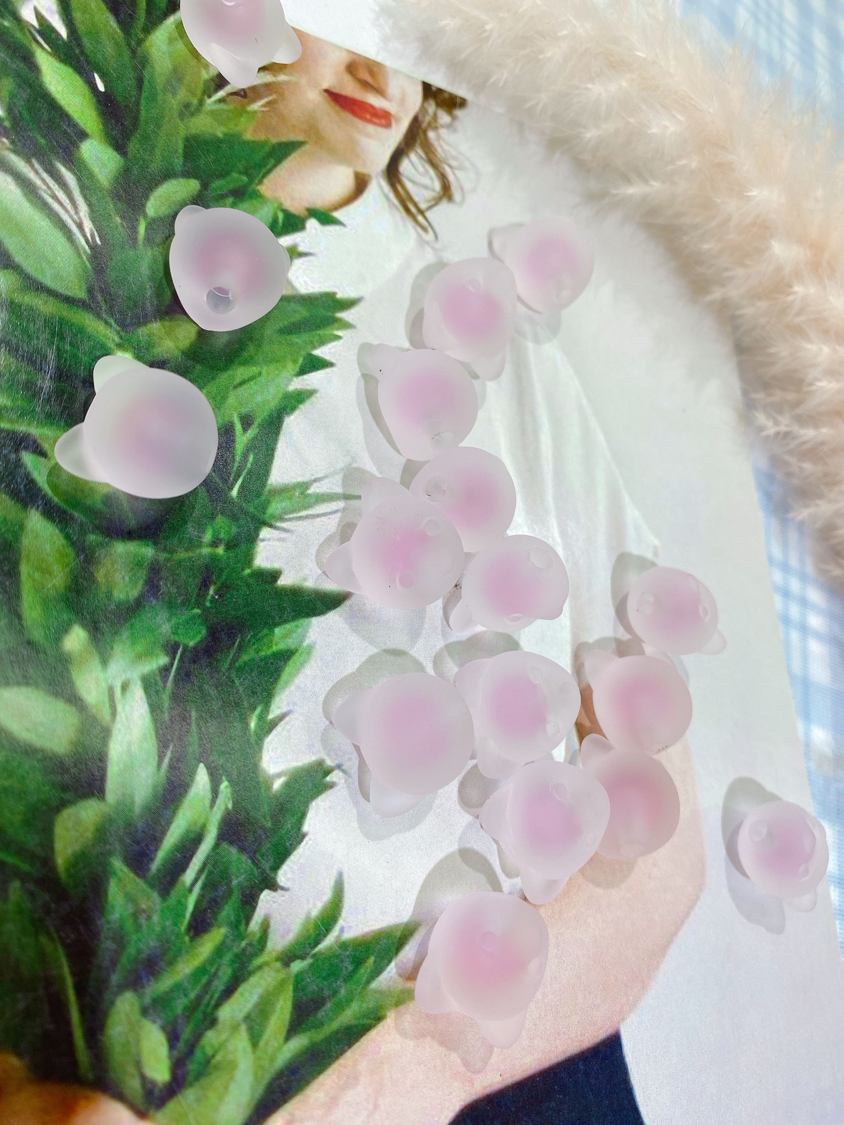Acrylic half-hole two-color rubber beads, dog head DIY headband, clothing accessories, pen hang accessories detail image 6