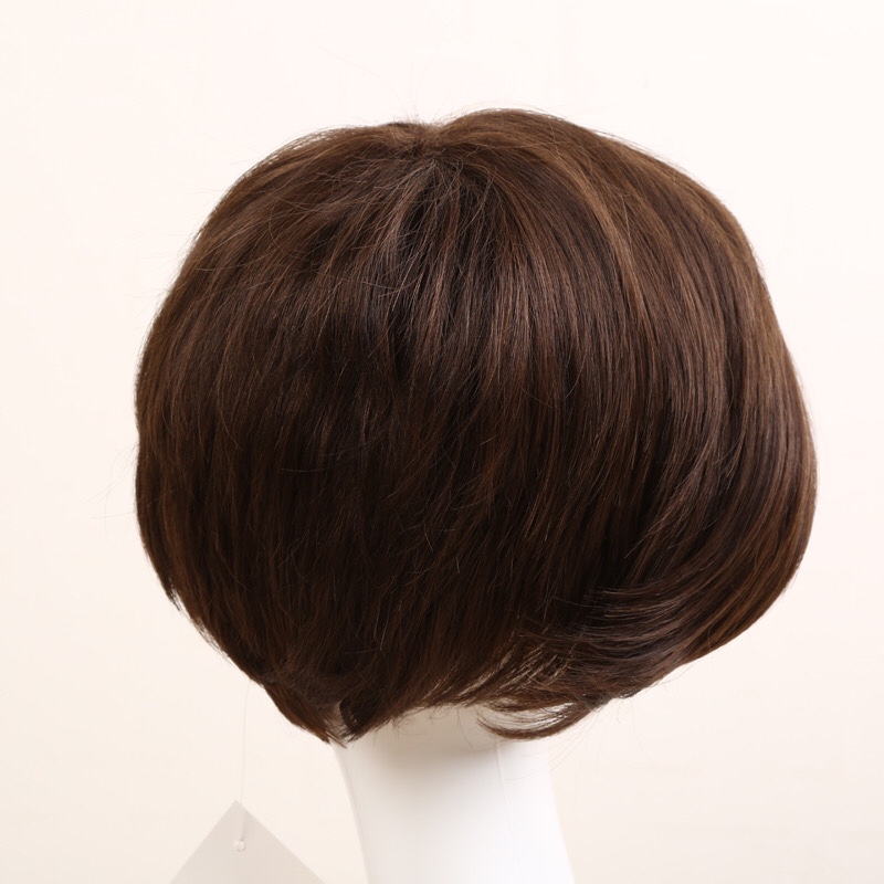 Short brown bangs Specification image