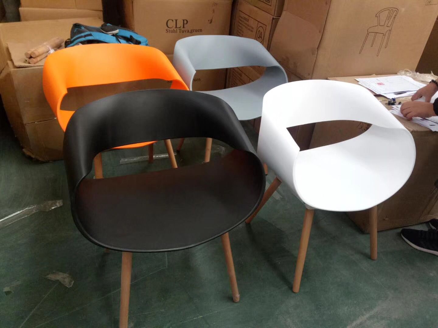 北欧靠背凳子塑料餐椅成人现代简约创意休闲家用餐厅桌椅子招待椅详情图4