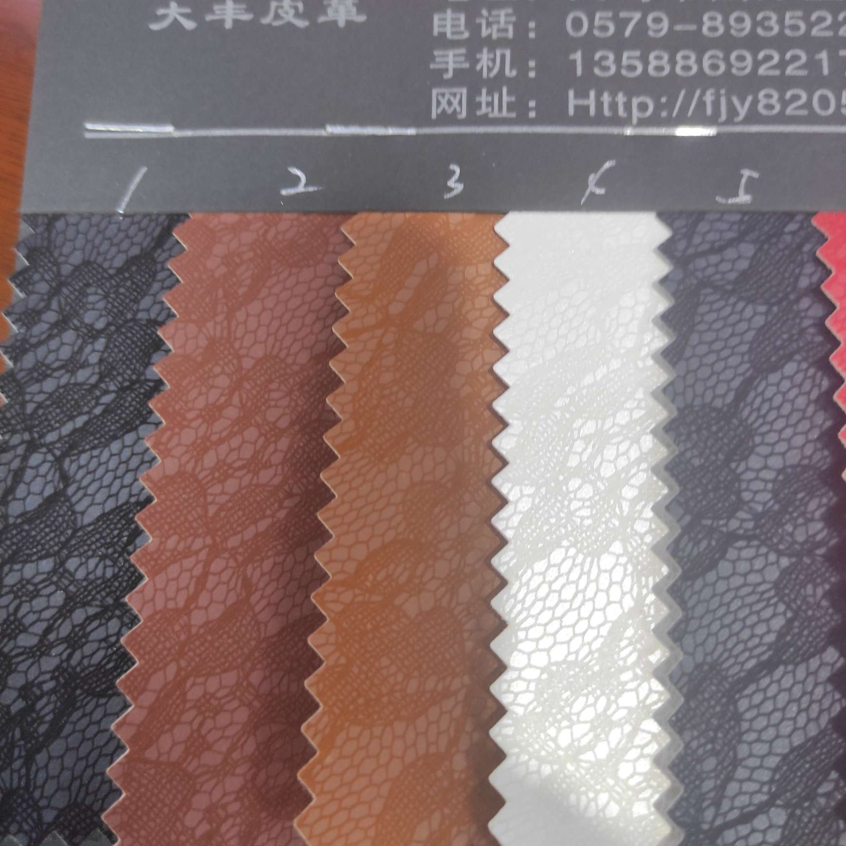 Factory direct sales of high, medium and low-grade leather fabrics with PU lace pattern in large stock. Popular new styles detail image 1