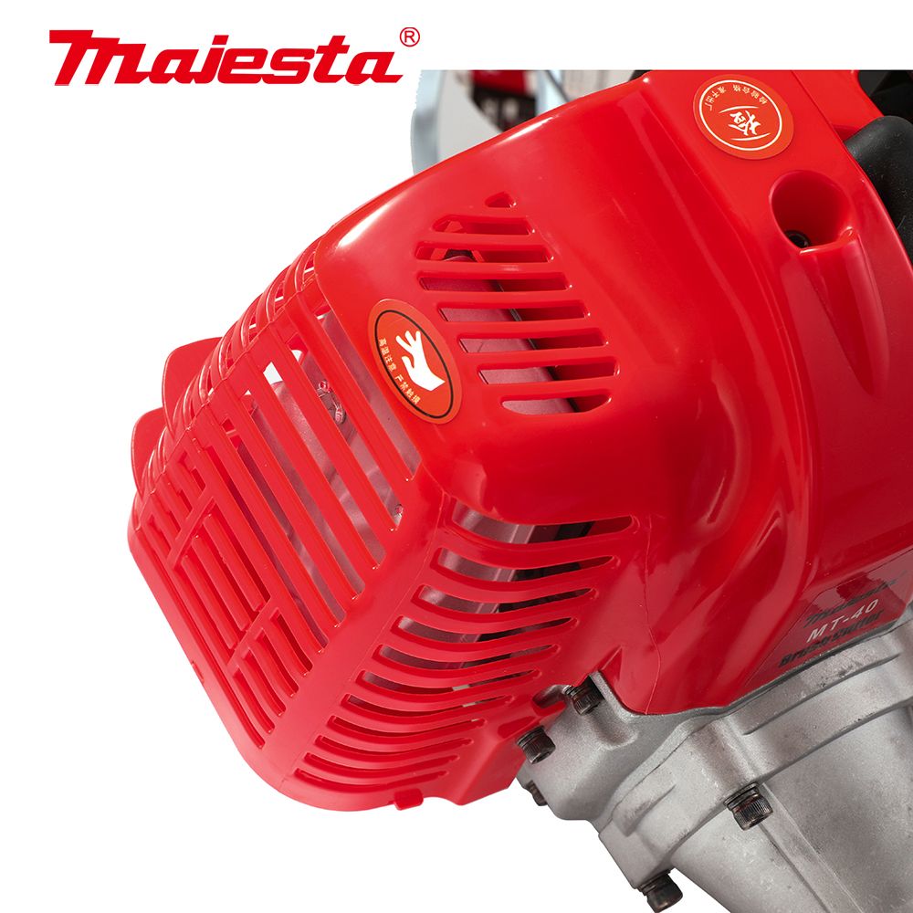 1500W 45Cc Gasoline Grass Trimmer Application Scenario