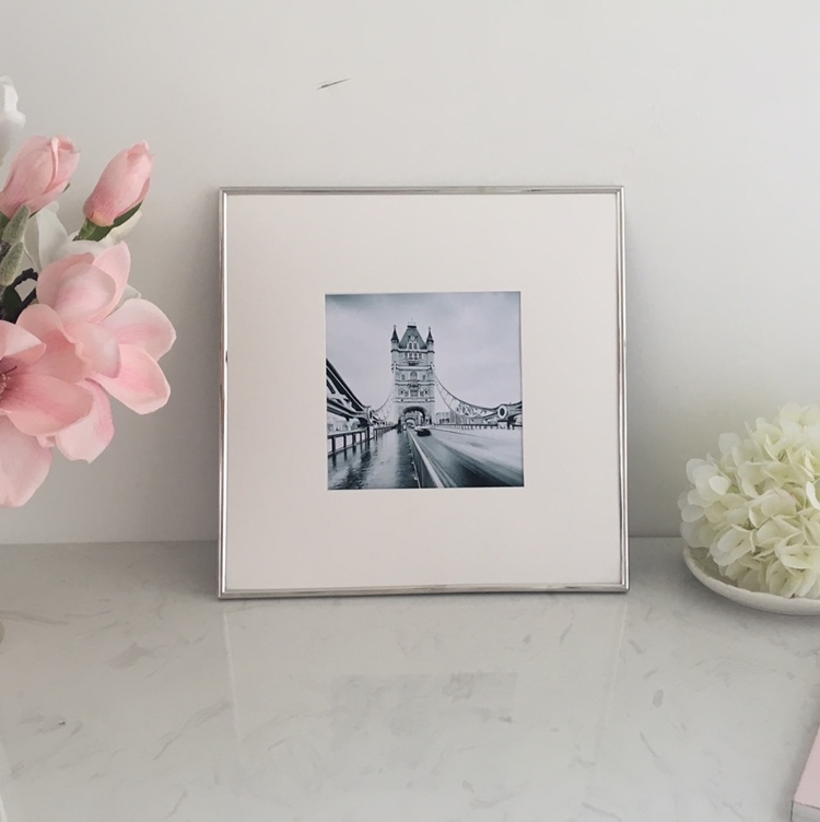 Yiwu Dawei Square Metal Photo Frame Interior Decoration Frame 12001