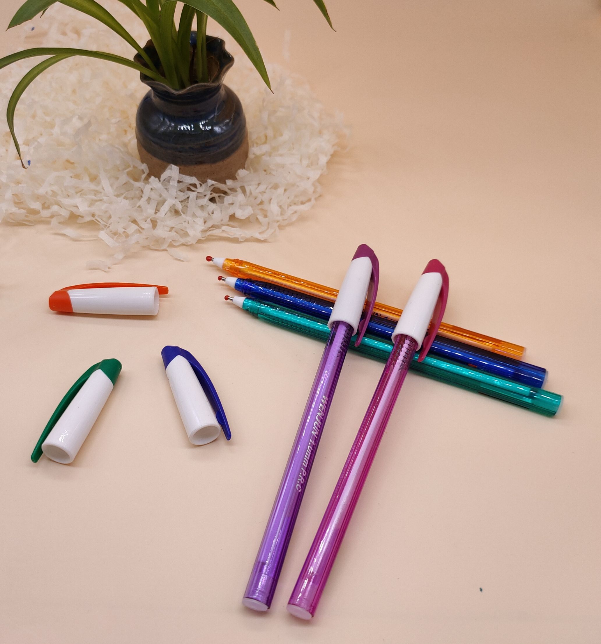 Small fresh ink pen for students special atomic pen 0.5mm bullet head Specification drawing