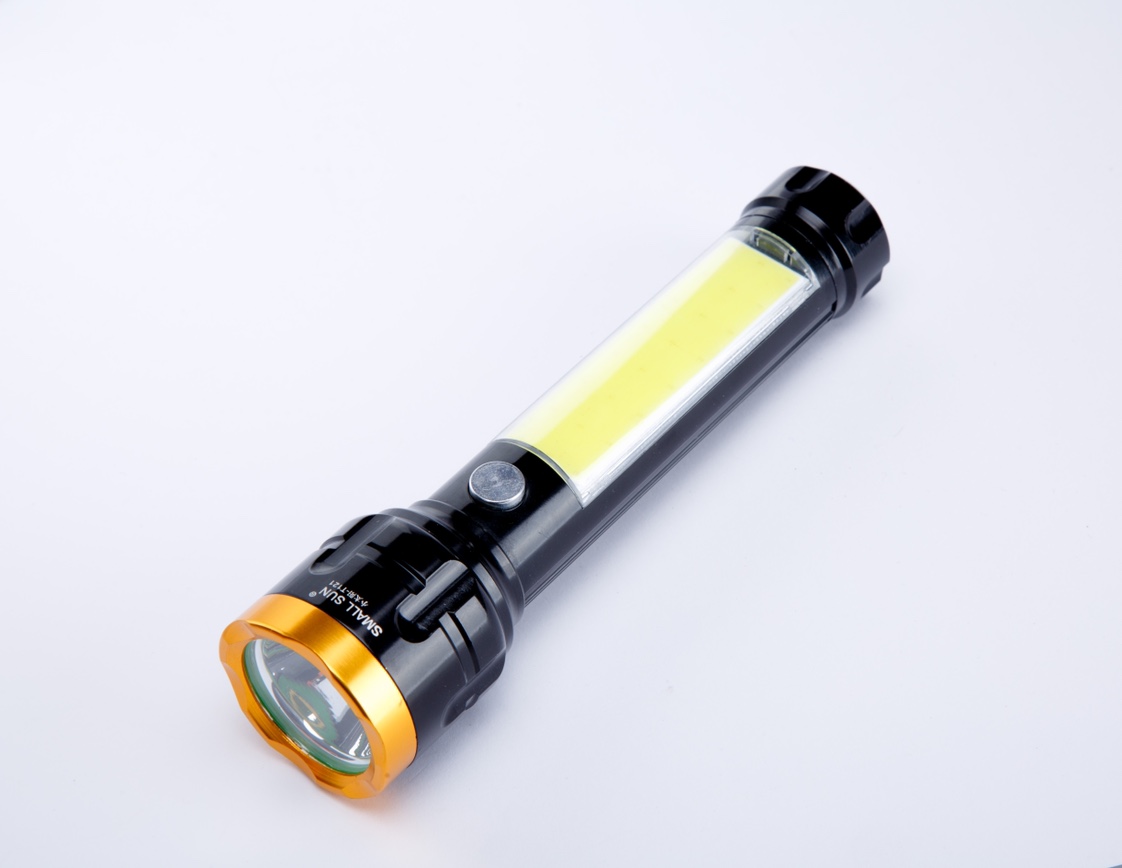 小太阳LED强光手电迷你手电筒 家用便携式小手电筒详情图3