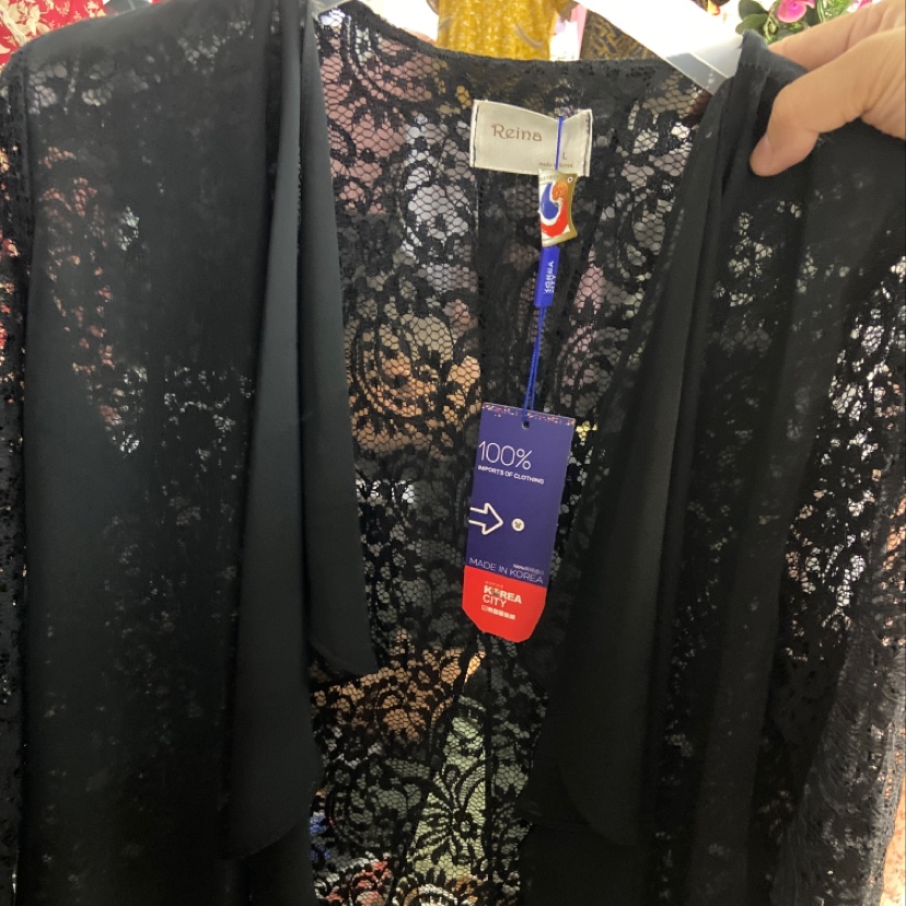 镂空黑色披风衣服