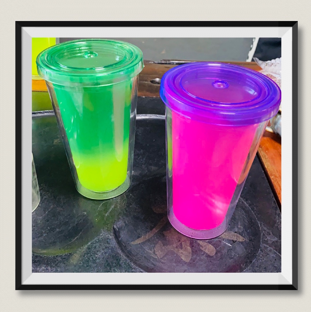 Color changing mugs