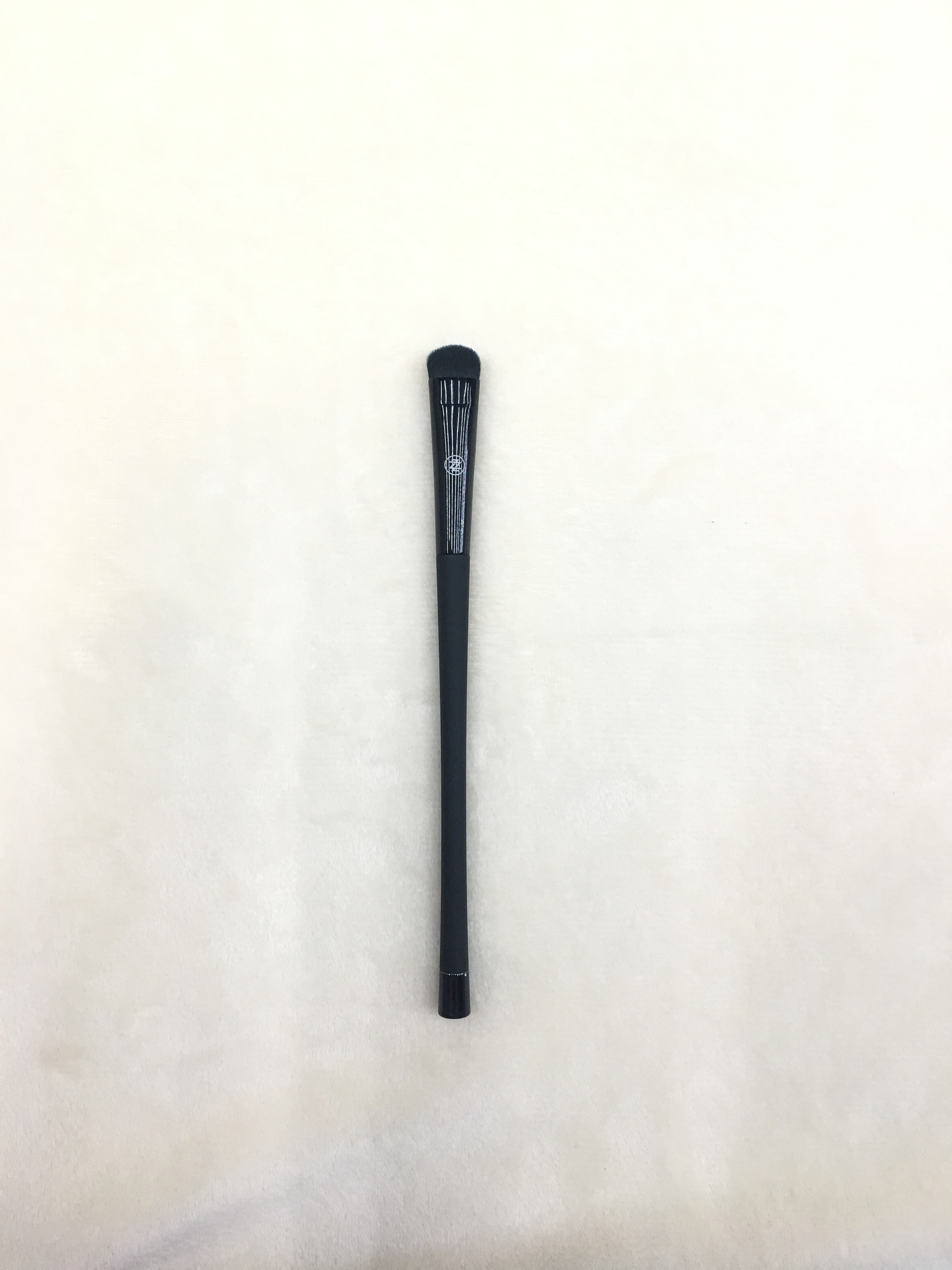Short Eye Shadow Brush details Picture