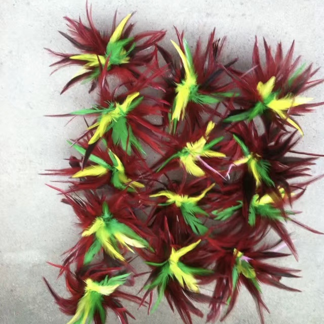 新款休闲健身鸡毛毽子批发创意耐踢耐用彩色尖毛毽子