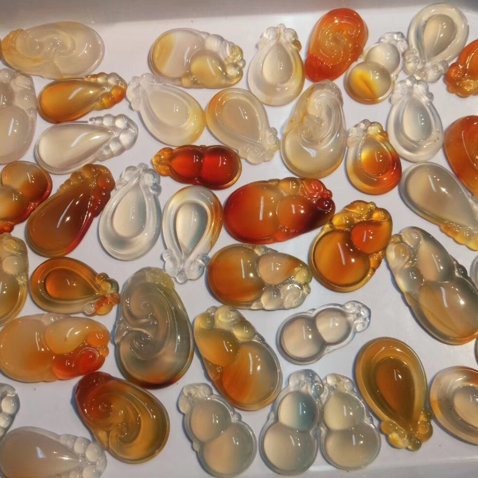 Natural chalcedony pendant