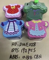 Clothing style piggy bank. If you like it, you can consult the customer service first