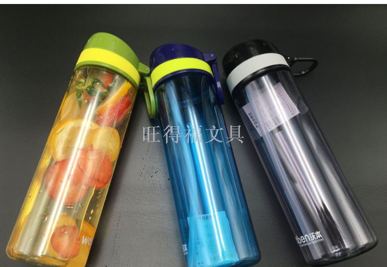 厂家直销创意塑料杯时尚PC塑料水杯创意便携防漏太空杯450ML