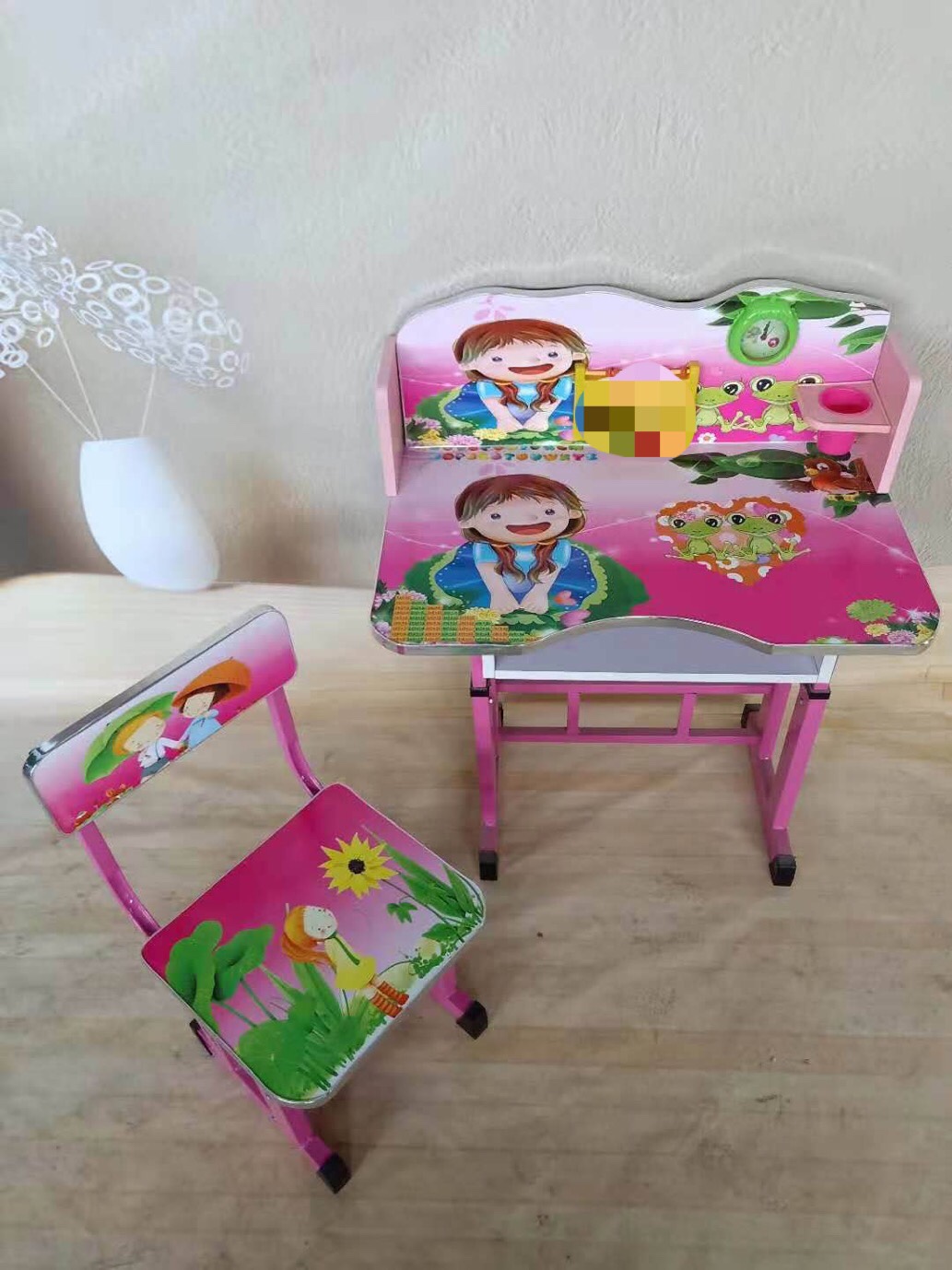 Study desks, children's desks and chairs, writing desks, student desks, desks and chairs, cartoon desks Specification image