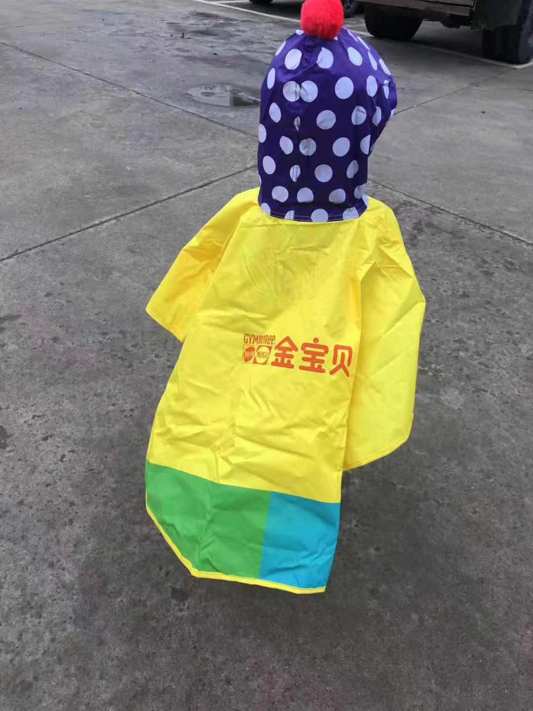 Yiwu factory sells Gymboao printed raincoats, capes and raincoats full figure