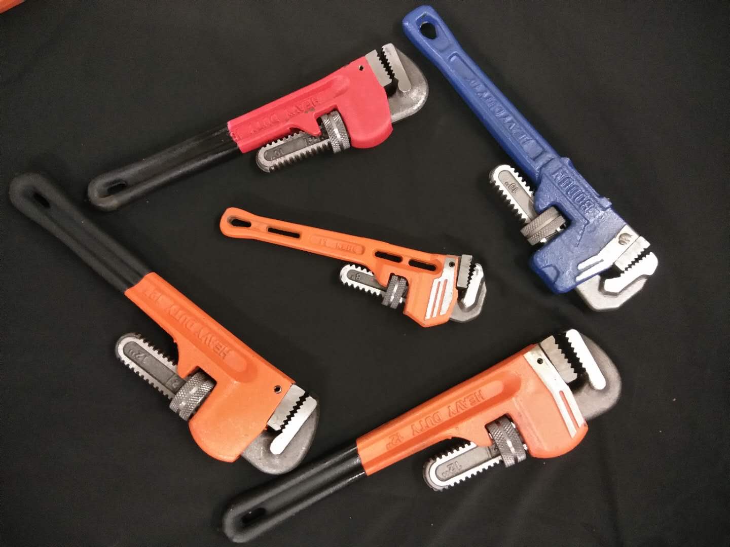 14-inch hardware tools, quick pipe wrench, pipe wrench, American heavy-duty plastic-coated pipe wrench, pipe repair wrench Specification image