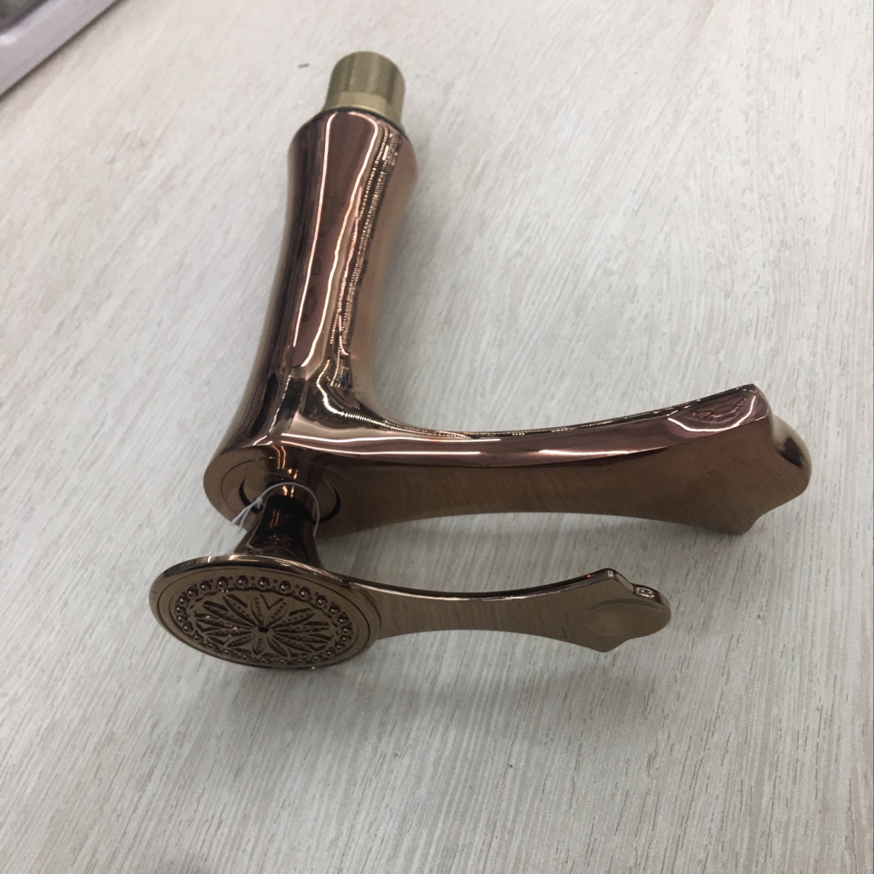 Vase Style Washbasin Faucet