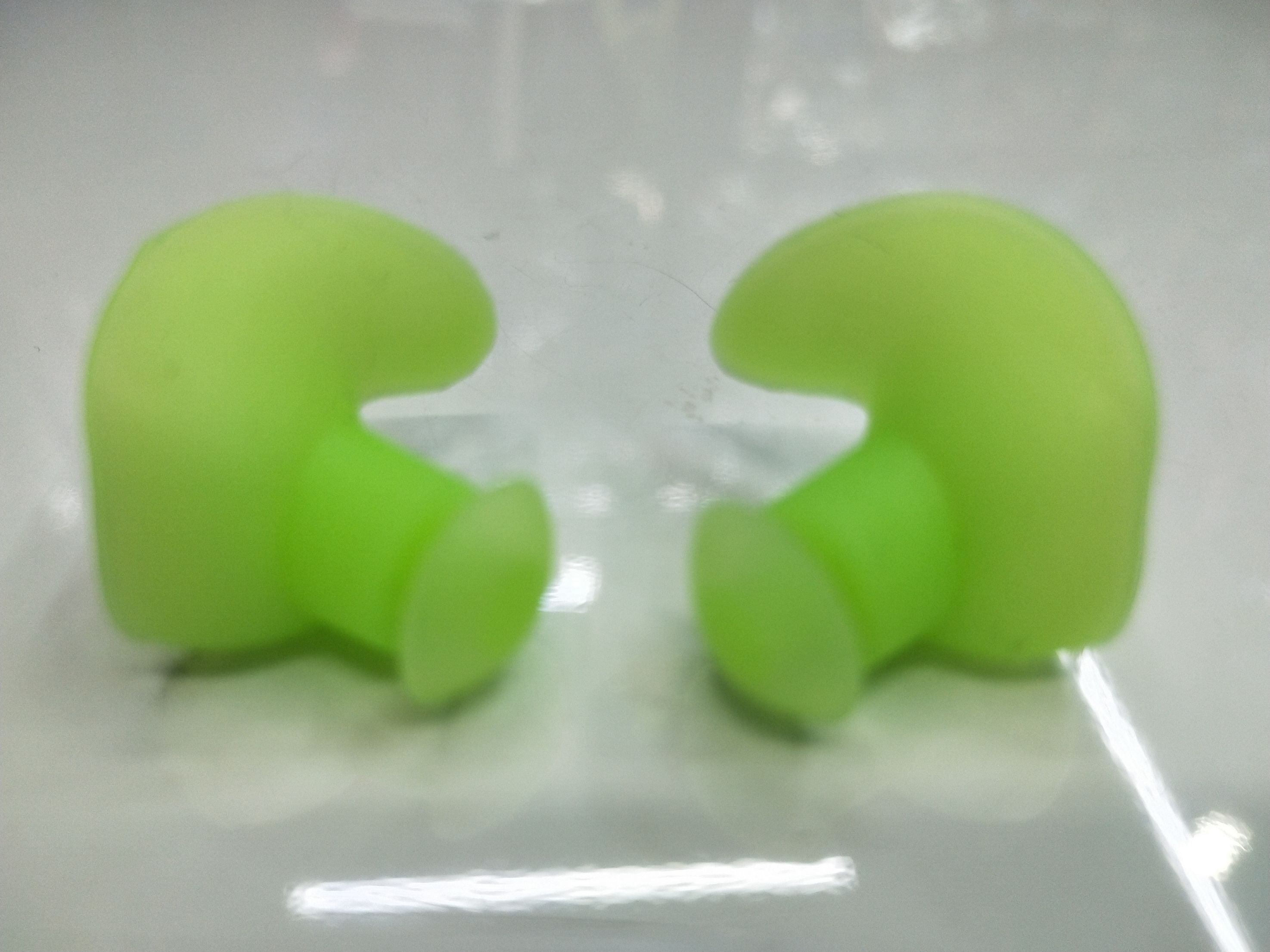 Factory direct flower ear silicone earplug swimming accessories wholesale NC6 flower earplug green Application Scenario