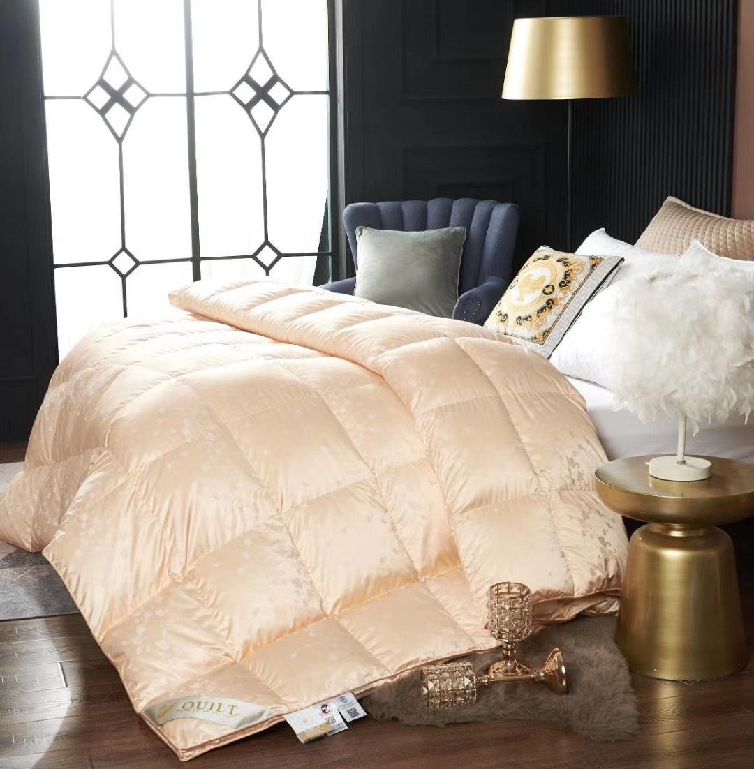 Silk-like goose down quilt Application Scenario
