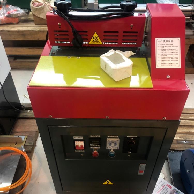 Máquina adhesiva hot melt 300
