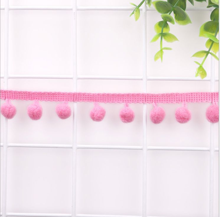 Factory direct sales of small wool ball accessories, diy handmade clothing accessories, hats, home curtain accessories details Picture