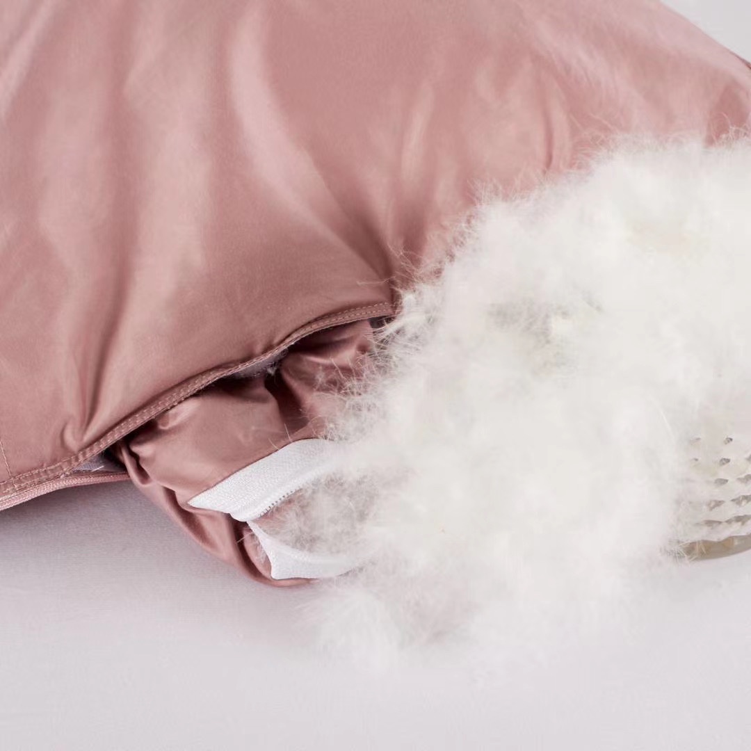 Romantic Locke goose down quilt Application Scenario