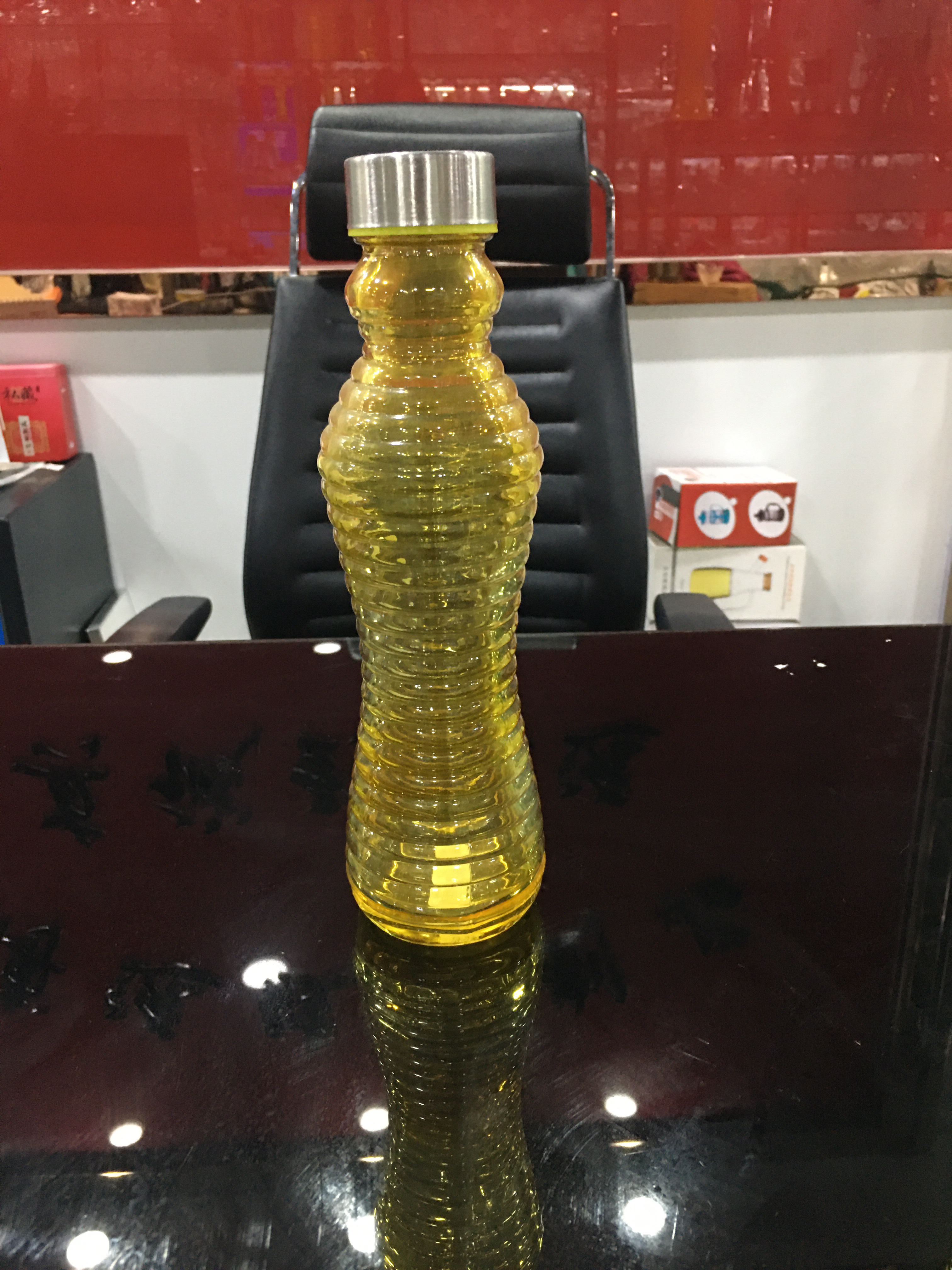 Venta directa de fábrica, botella de 900ML en una caja de 30 unidades, lote de una caja, 4 colores Application Scenario
