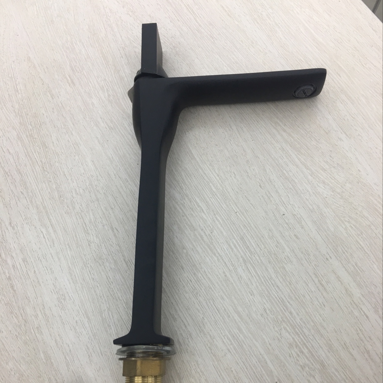 Tall Washbasin Faucet Application Scenario