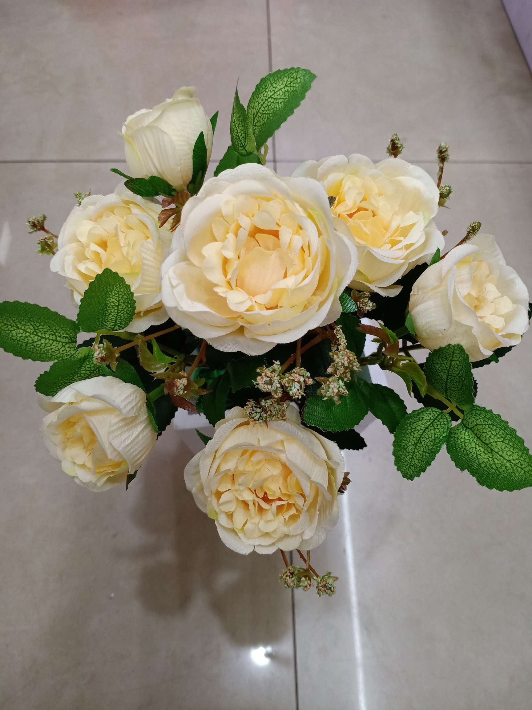 Living room artificial flower, artificial flower tea table, flower arrangement, home artificial flower art decoration, 7-pronged green heart rose wholesale detail image 3