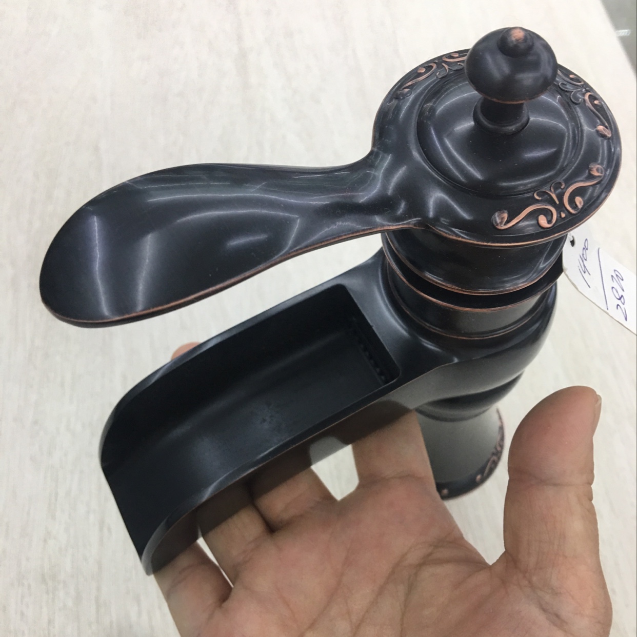 Antique Faucet Specification drawing