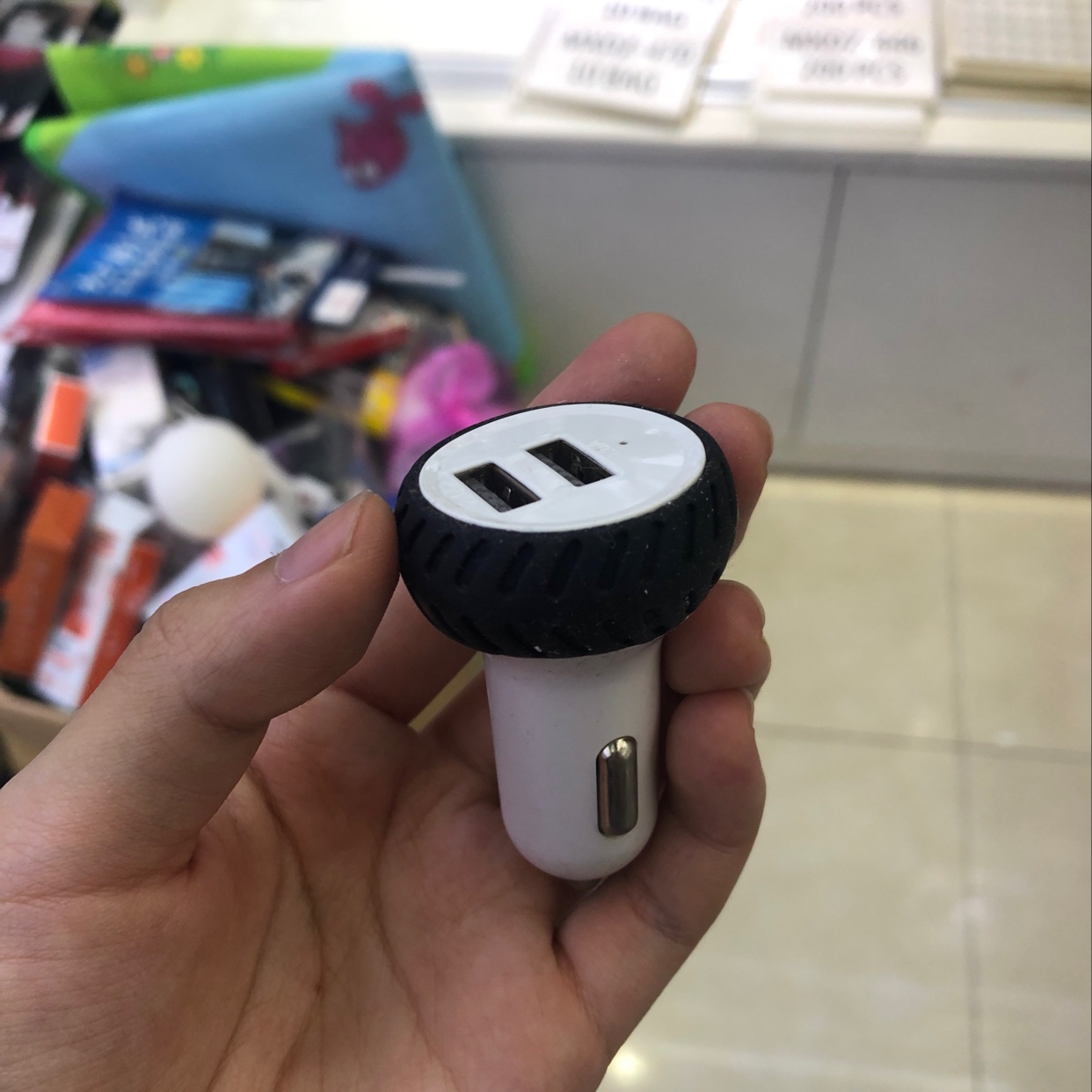 车轮车载充电器2